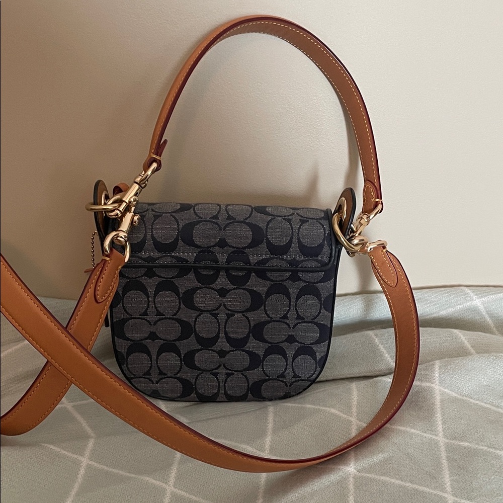 Coach Signature Blue and Tan Crossbody Bag - Picture 2 of 4